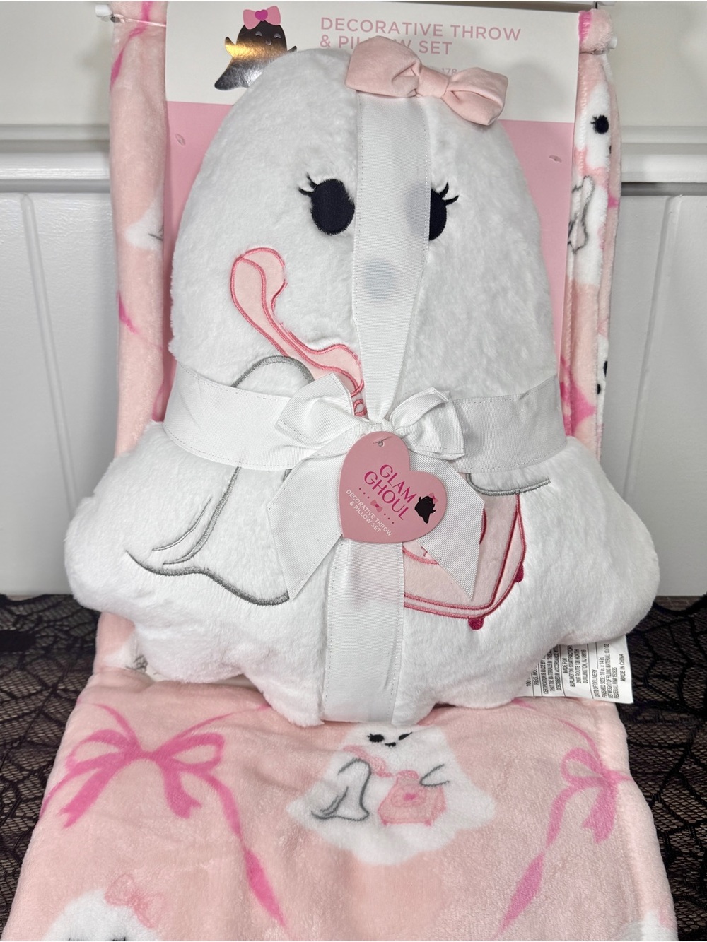 NEW Glam Ghoul Ghost on a Phone Matching Halloween Pillow and Blanket
